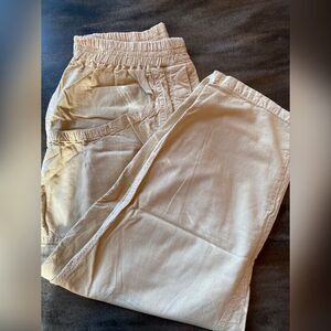 First Class Pants Women’s Medium Beige Cropped Cotton Pull On Cargo